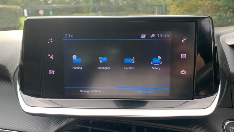 Peugeot 208 1.2 PureTech 100 Allure Premium + 5dr Petrol Hatchback